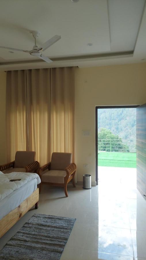 Hotel Anandam Phata Екстер'єр фото